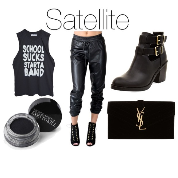 Poshmark profile picture for @satellite