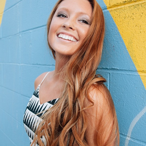 jeanineelyse12