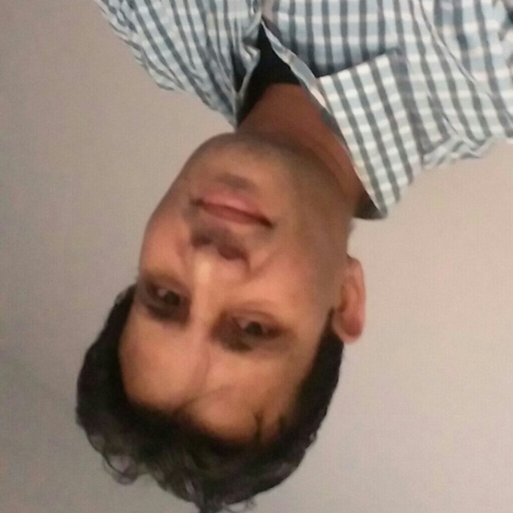 Poshmark profile picture for @kashyap