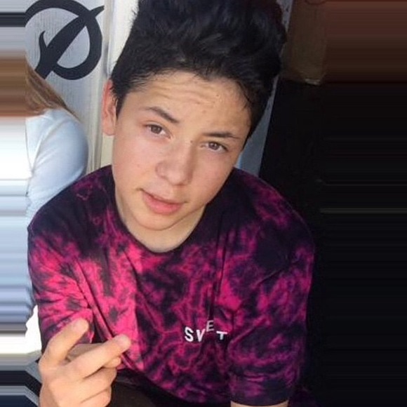 Poshmark profile picture for @faggy