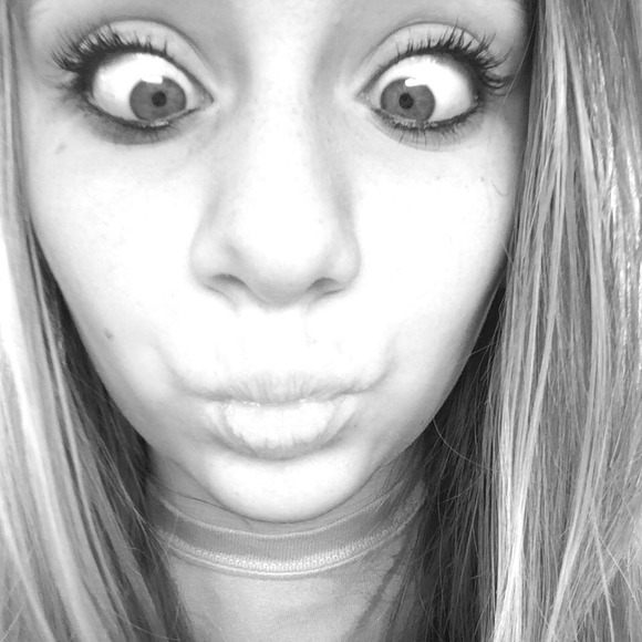 emily_dengel