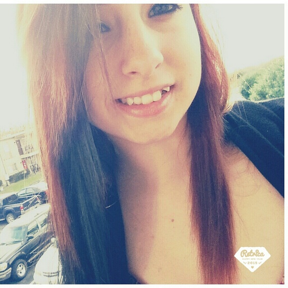 Poshmark profile picture for @fob