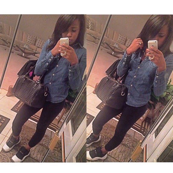 laryaaa_