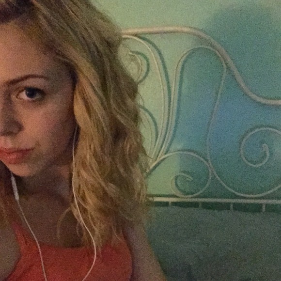 carolineliz