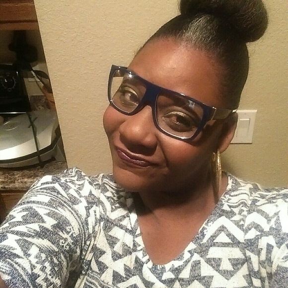 ebony813