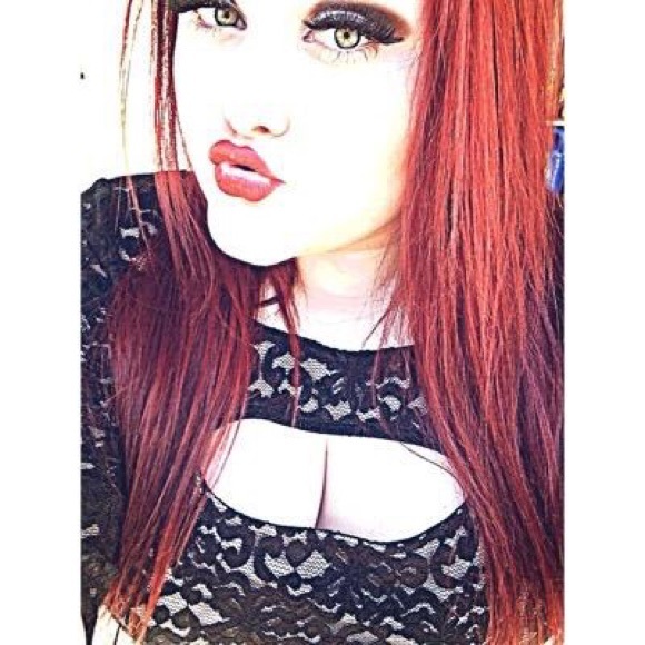 lilredchels