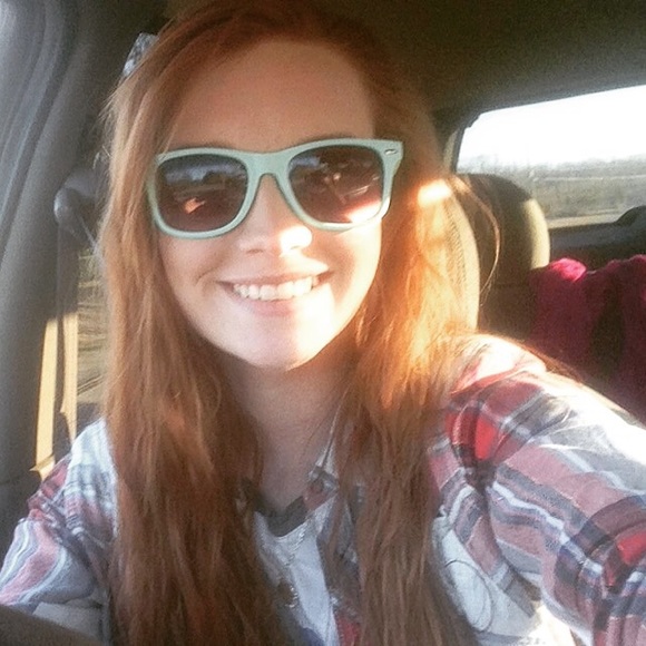mandy_mred