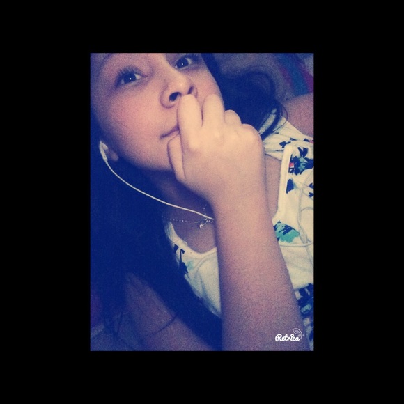 nataly_flores