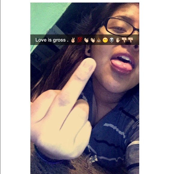 ayeeits_vickiee