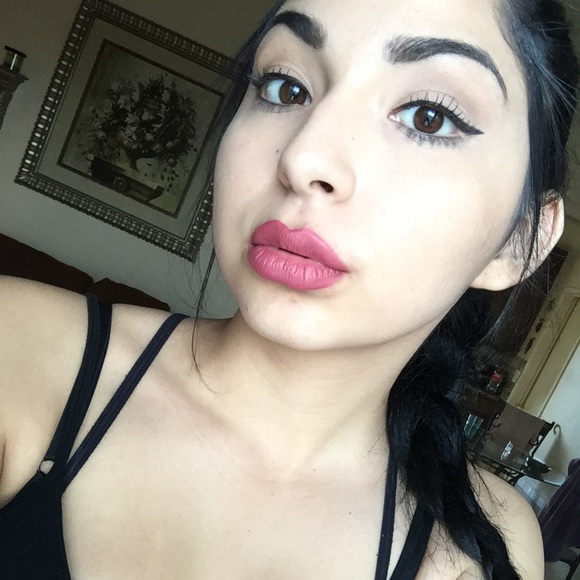prissymora_