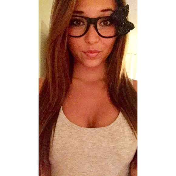 ellise044