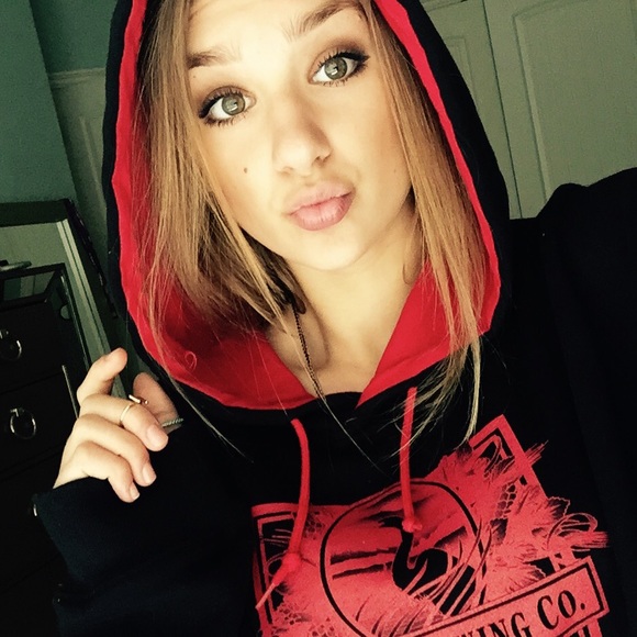 clairestou12