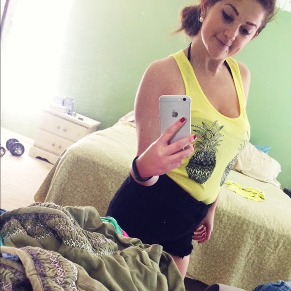 carlyh0bbs