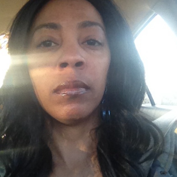 Poshmark profile picture for @passport