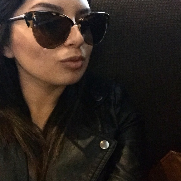 michellegavalos