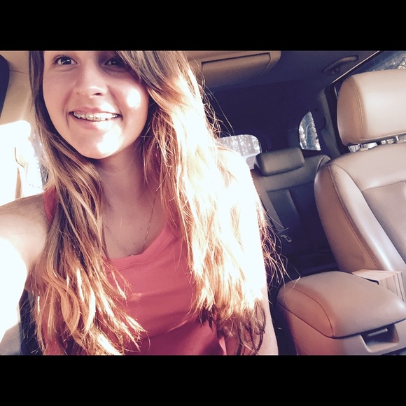 lara_clark66