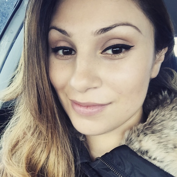 bellakarina143