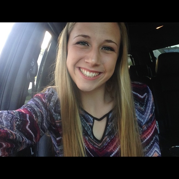 ashleyeleo