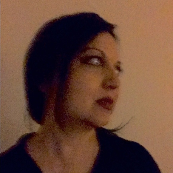 Poshmark profile picture for @prune