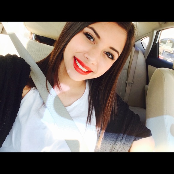alyssacharles26