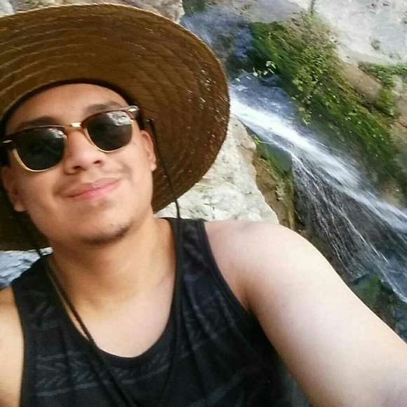 jonathanb15