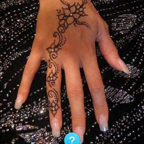 naima_m123