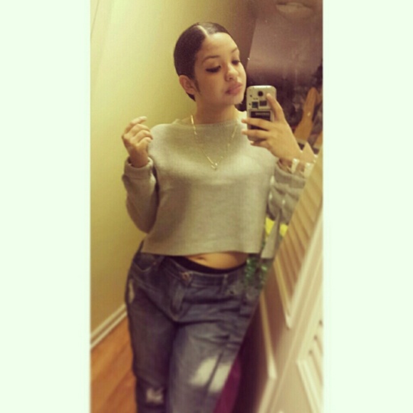 Poshmark profile picture for @truthfully