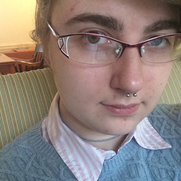 Poshmark profile picture for @cyclops