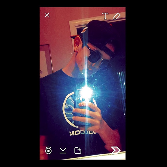 Poshmark profile picture for @shifted