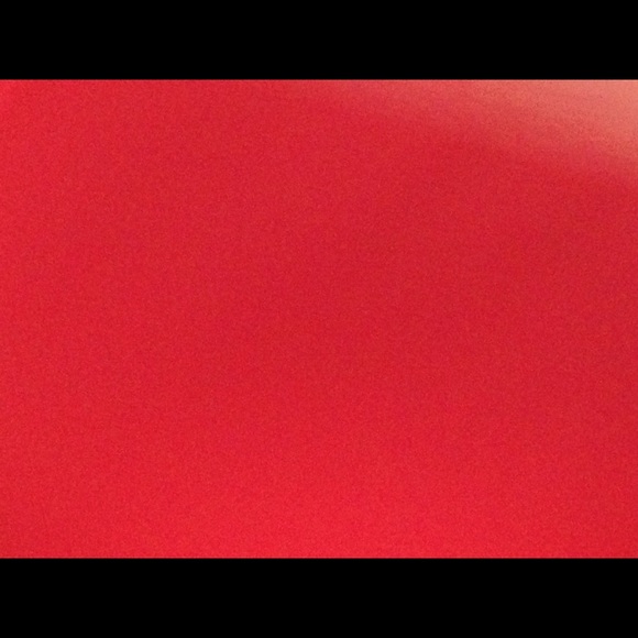 liz12340976