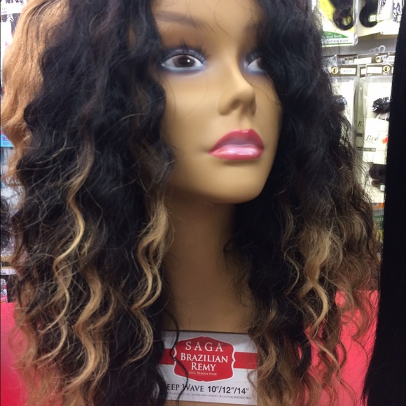 Poshmark profile picture for @sya