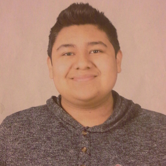 adrian_bravo253
