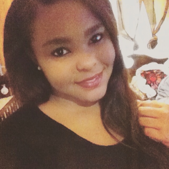 mikala0220