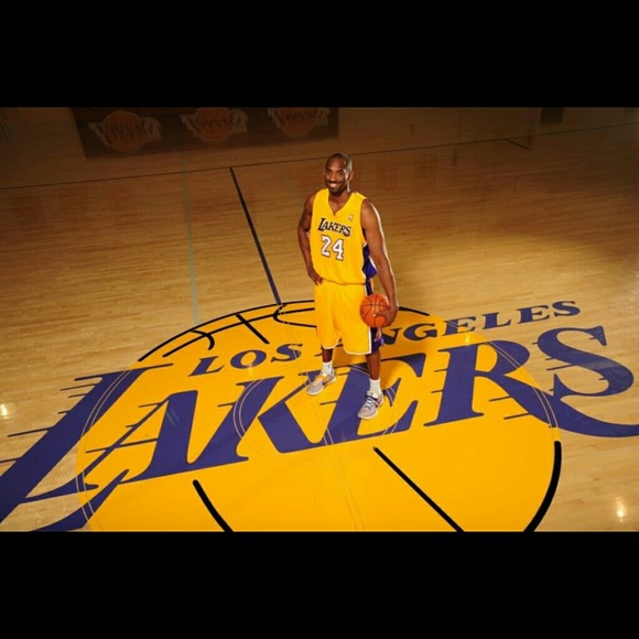 mrlakers32