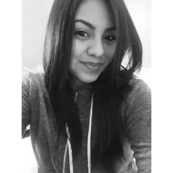 _adamaris23