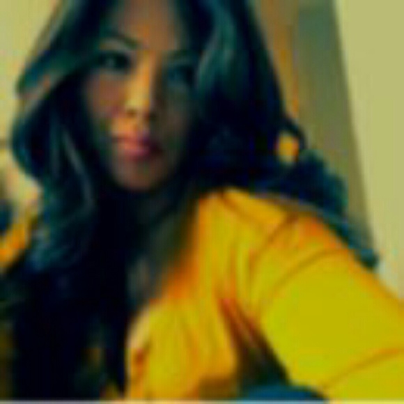 Poshmark profile picture for @must