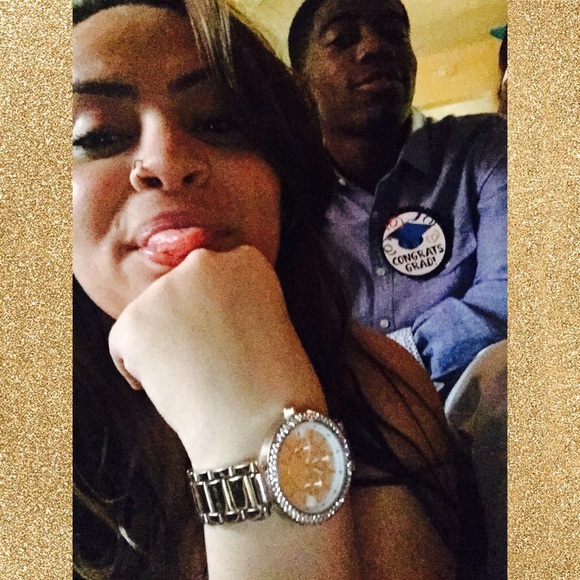 alonndrra_