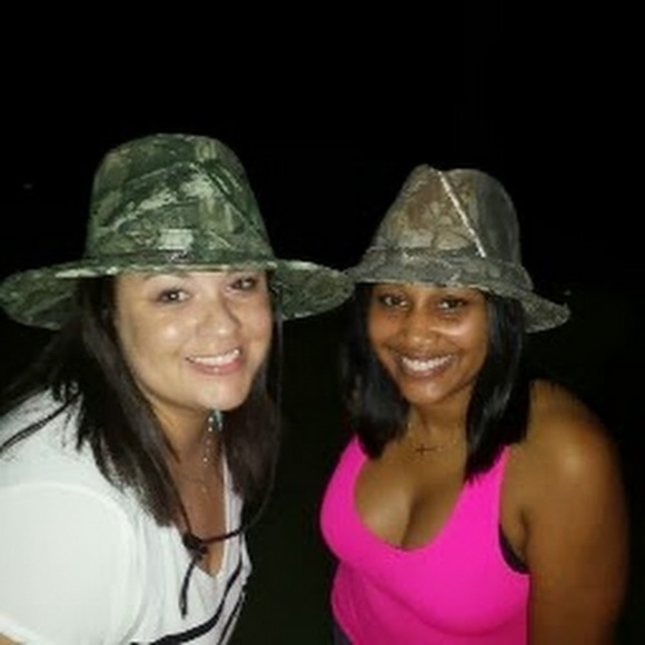 loves105