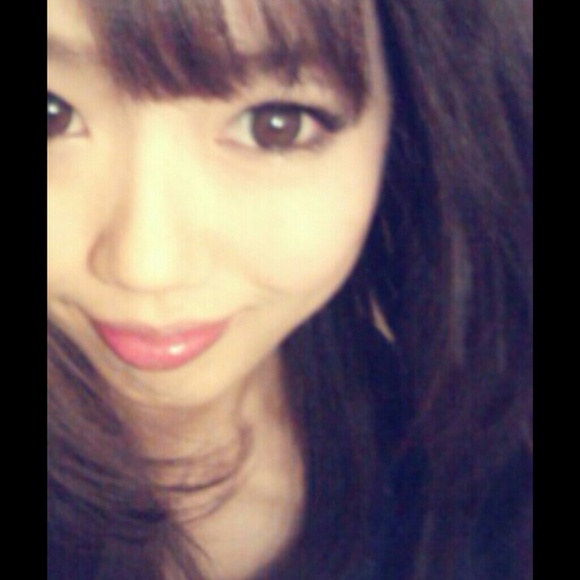 Poshmark profile picture for @write