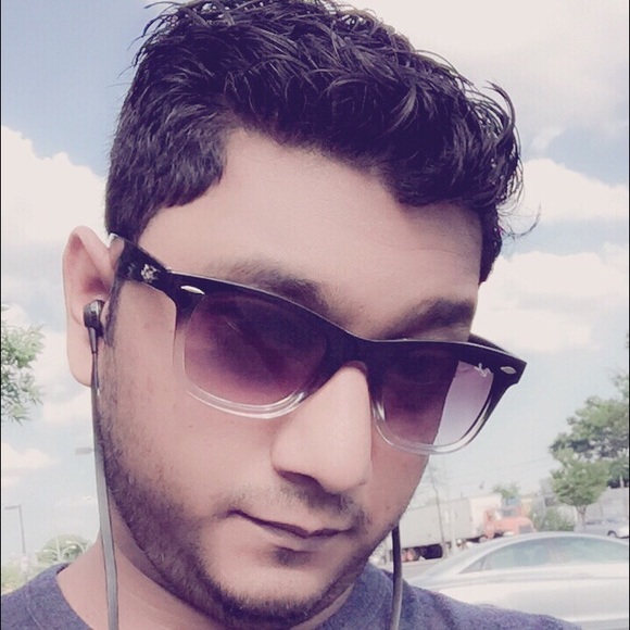 Poshmark profile picture for @rajib