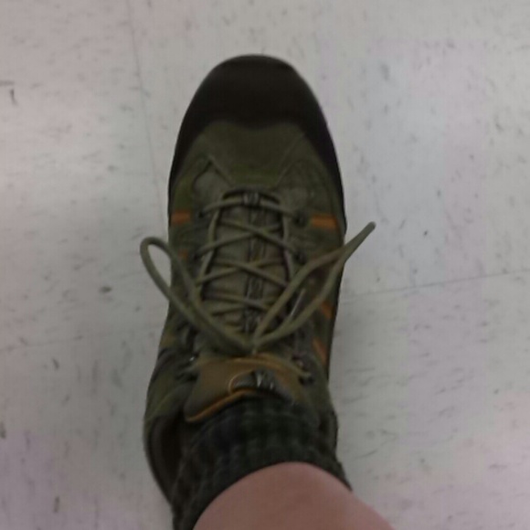 Poshmark profile picture for @sidewalk