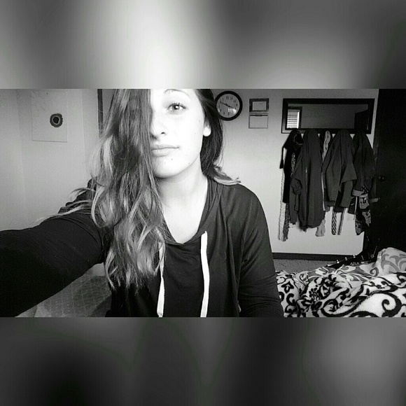 isabelle_salona