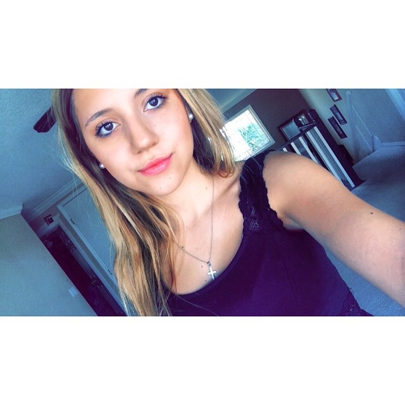 julie_castillo