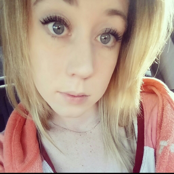 laurenperry18