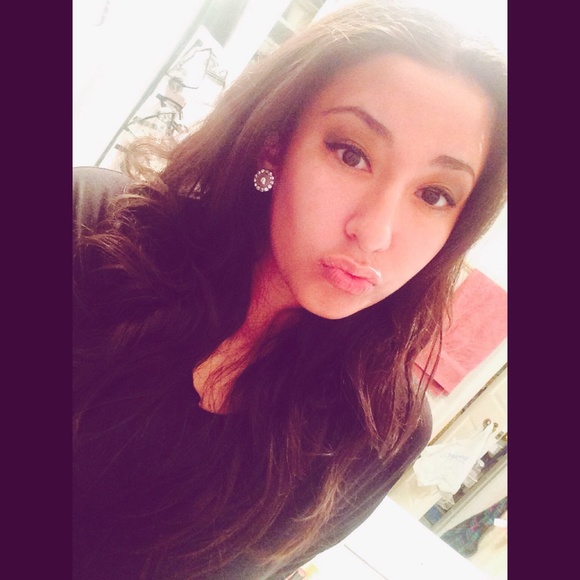 Poshmark profile picture for @gab314