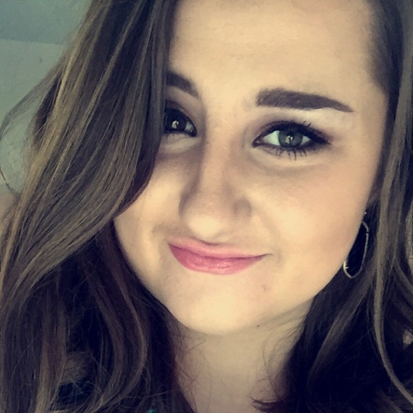 sarahlaunius37