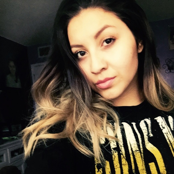nicholevee