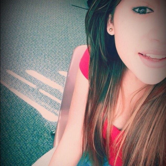 carlyy08