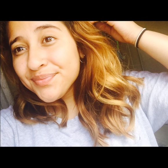 leslyybooo__