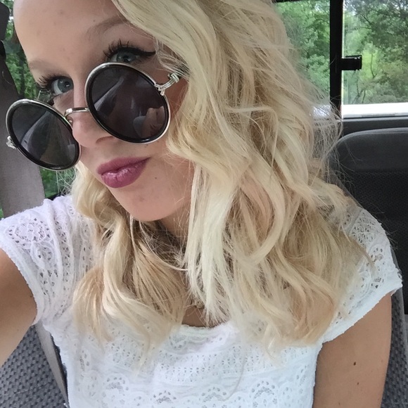 sara_grouleff